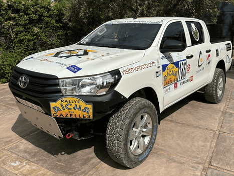 4x4 TOYOTA HILUX OFF ROAD