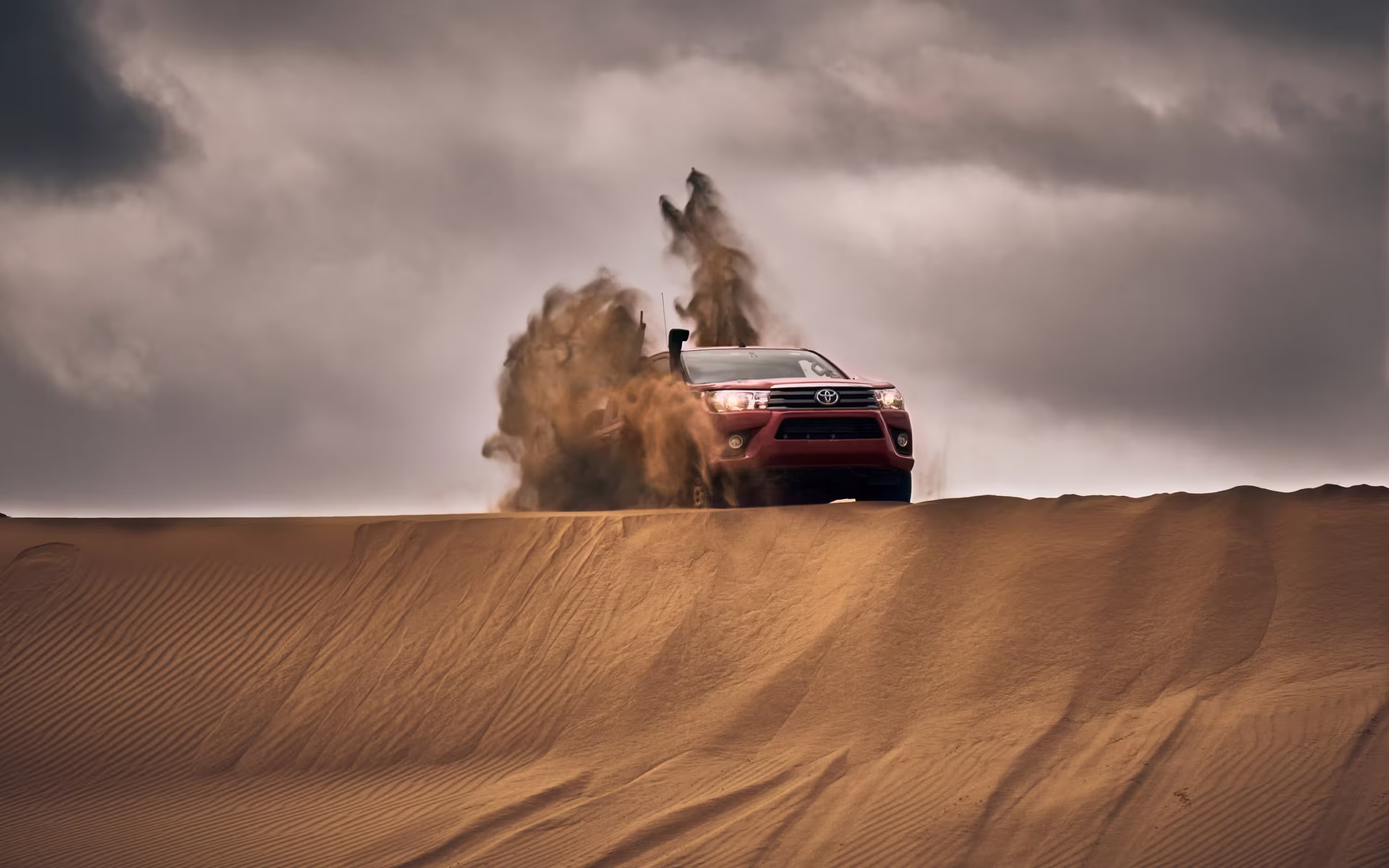 4x4 Off Road Location De Voiture Marrakech Toyota Hilux Lors Dune Course De Rallye Rally Raid - 4x4 Off Road